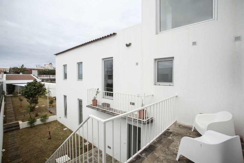 Place Of Moments Urban-Suites Ponta Delgada  Ngoại thất bức ảnh